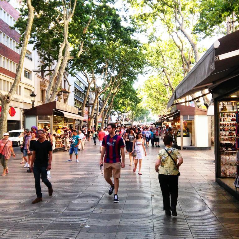 Hostal Lesseps Barcelona Eksteriør billede