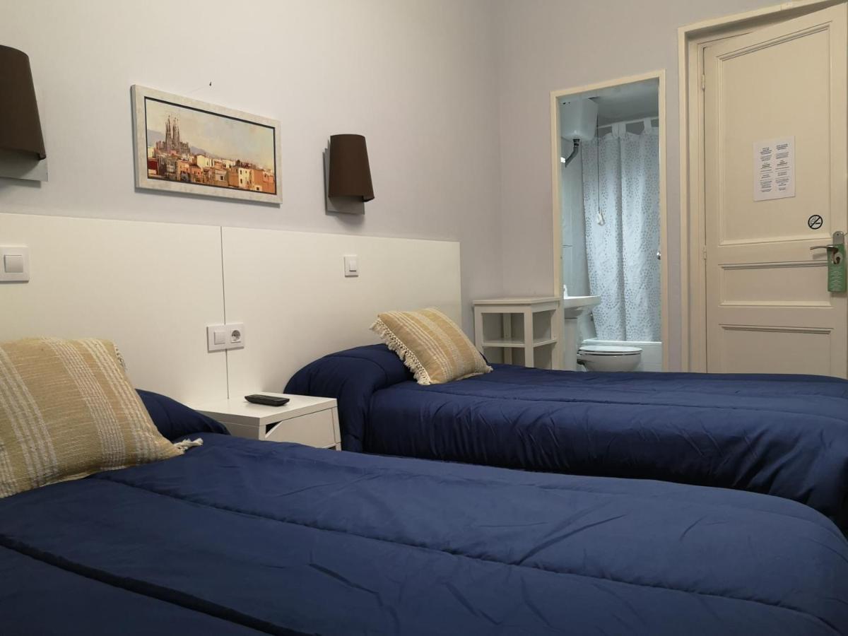 Hostal Lesseps Barcelona Eksteriør billede